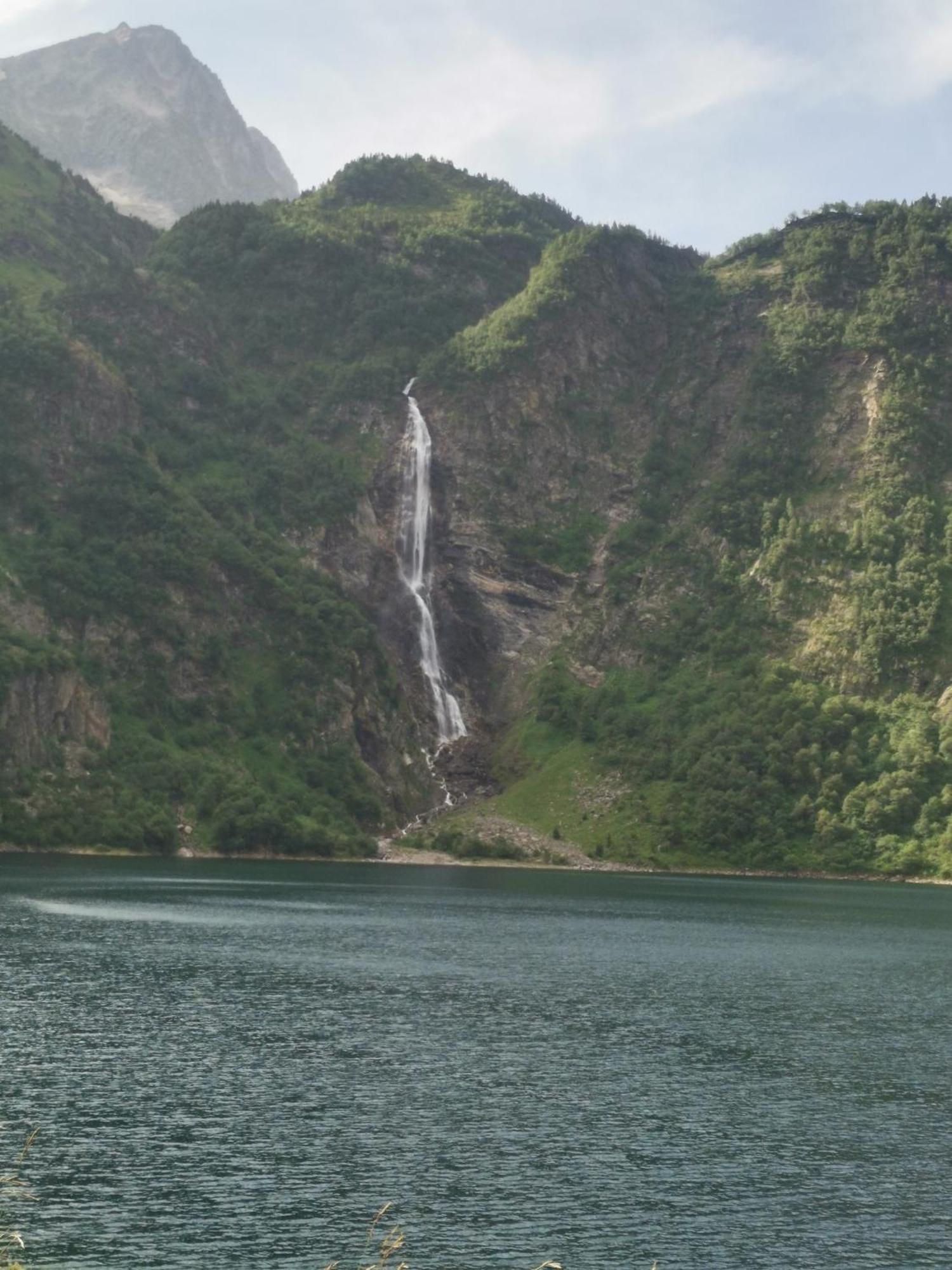 Maison 13 Pers A 10Mn De Luchon Cazaux-Layrisse エクステリア 写真